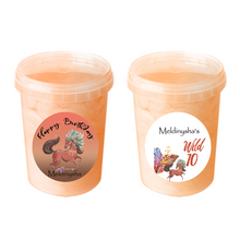 Afbeelding in Gallery-weergave laden, Gepersonaliseerde Paarden (Bohemian-editie) suikerspin emmers