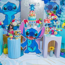 Afbeelding in Gallery-weergave laden, Gepersonaliseerde grote Stitch cut-out foamboard