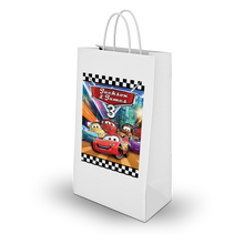 Afbeelding in Gallery-weergave laden, Gepersonaliseerde Cars traktatie uitdeel tasjes