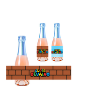 Afbeelding in Gallery-weergave laden, Gepersonaliseerde Super Mario Bros Kinder champagne / Bubbelsap labels