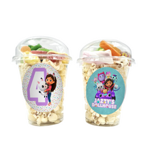Afbeelding in Gallery-weergave laden, Gepersonaliseerde Gabby's Poppenhuis snoep en popcorn bekers