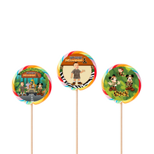Afbeelding in Gallery-weergave laden, Gepersonaliseerde Mickey Safari ronde regenboog lollies