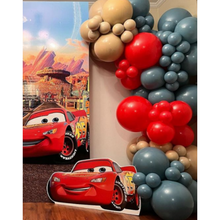 Afbeelding in Gallery-weergave laden, Gepersonaliseerde grote Cars cut-out foamboard